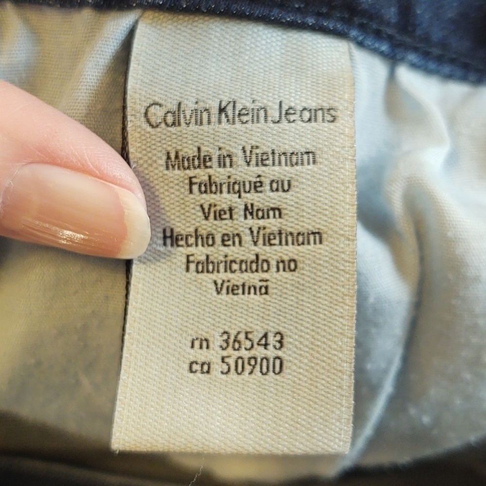 Calvin Klein Women's Slim Straight Denim Jeans - Picture 4 of 8